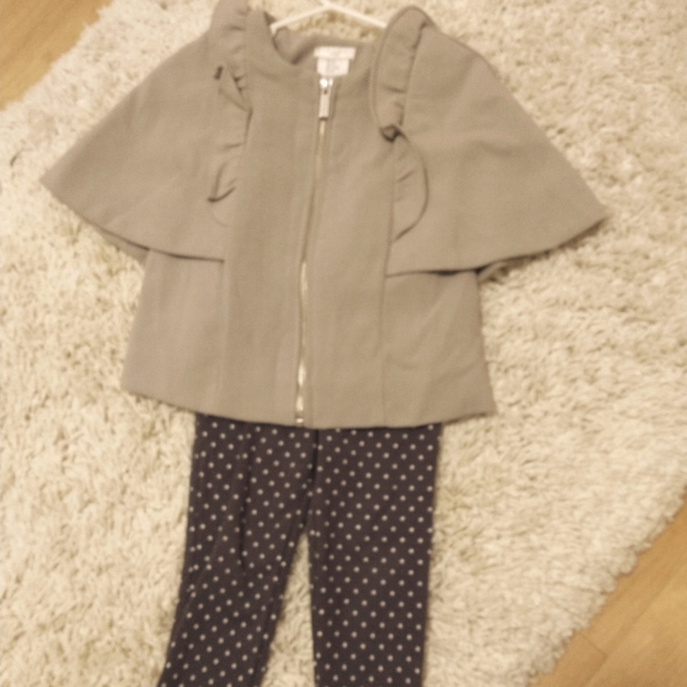 Max Studio Baby Cape and leggings set 2t